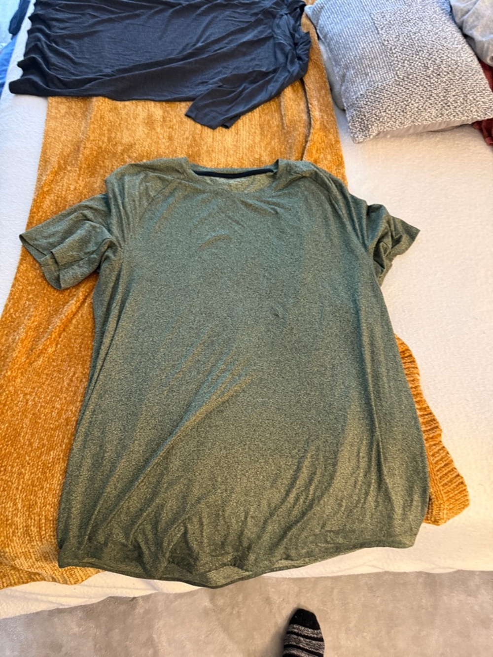 Men’s License to Train Yellow/Green